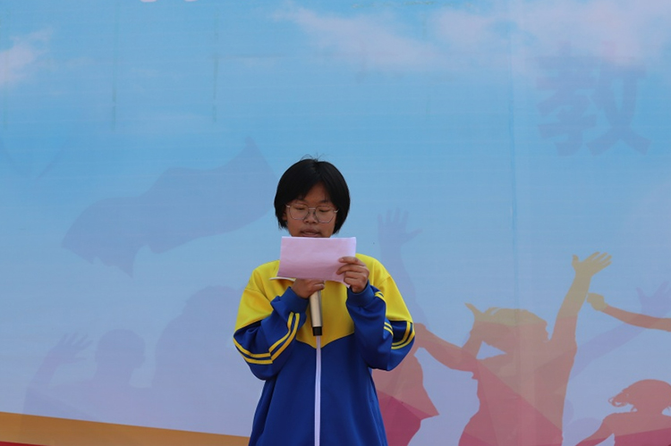 0b8abf72b90d4ab69270f63794f3c0f6_noop.jpg 0b8abf72b90d4ab69270f63794f3c0f6_noop.jpg